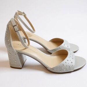 Betsey Johnson Mari Pearl Sandals 10M Silver Block Heel Fairy Party Dreamy